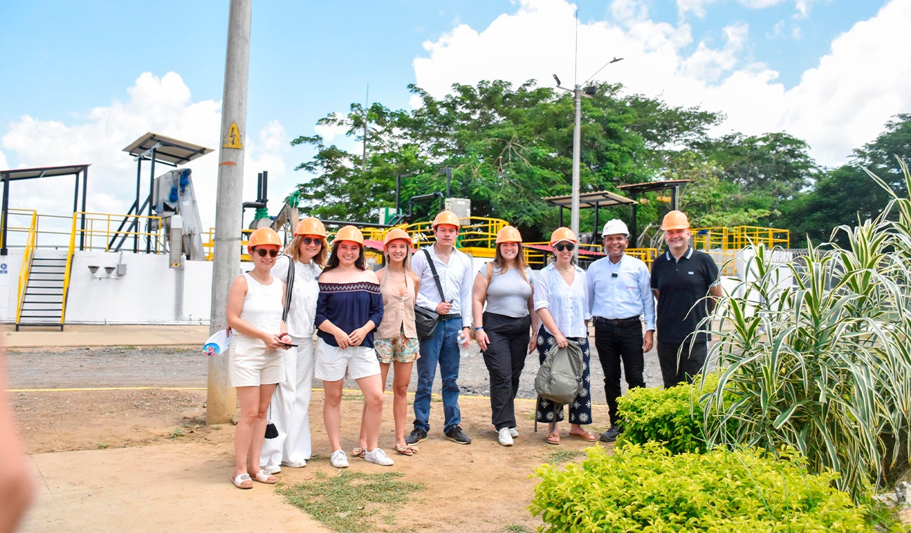 Veolia facilitó que participantes nacionales e internacionales del foro mundial conocieran de primera mano los procesos de tratamiento de aguas residuales