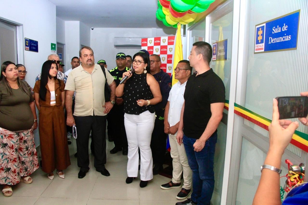 Sala de denuncias en Malambo