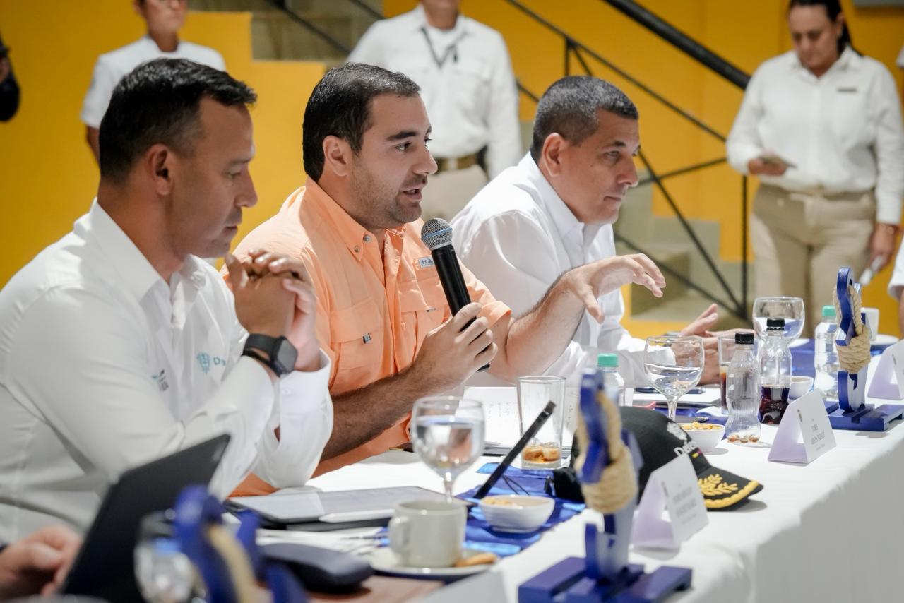 Gobernador de Bolívar, alcalde de Cartagena y ministro de defensa