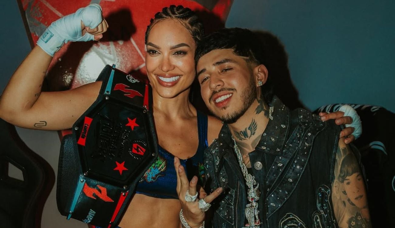 Andrea Valdiri gana pelea tras retiro de Yina Calderón