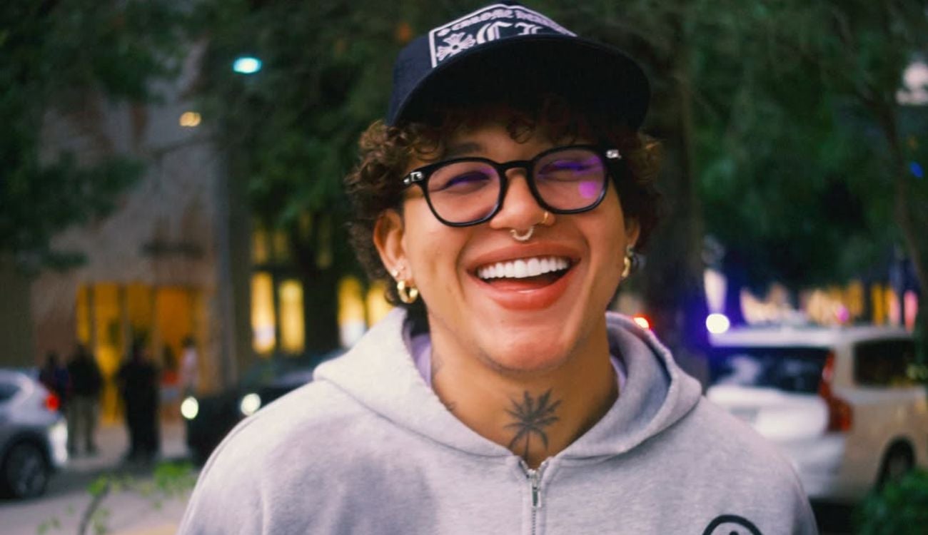 Así fue pillado Beéle con su nueva conquista