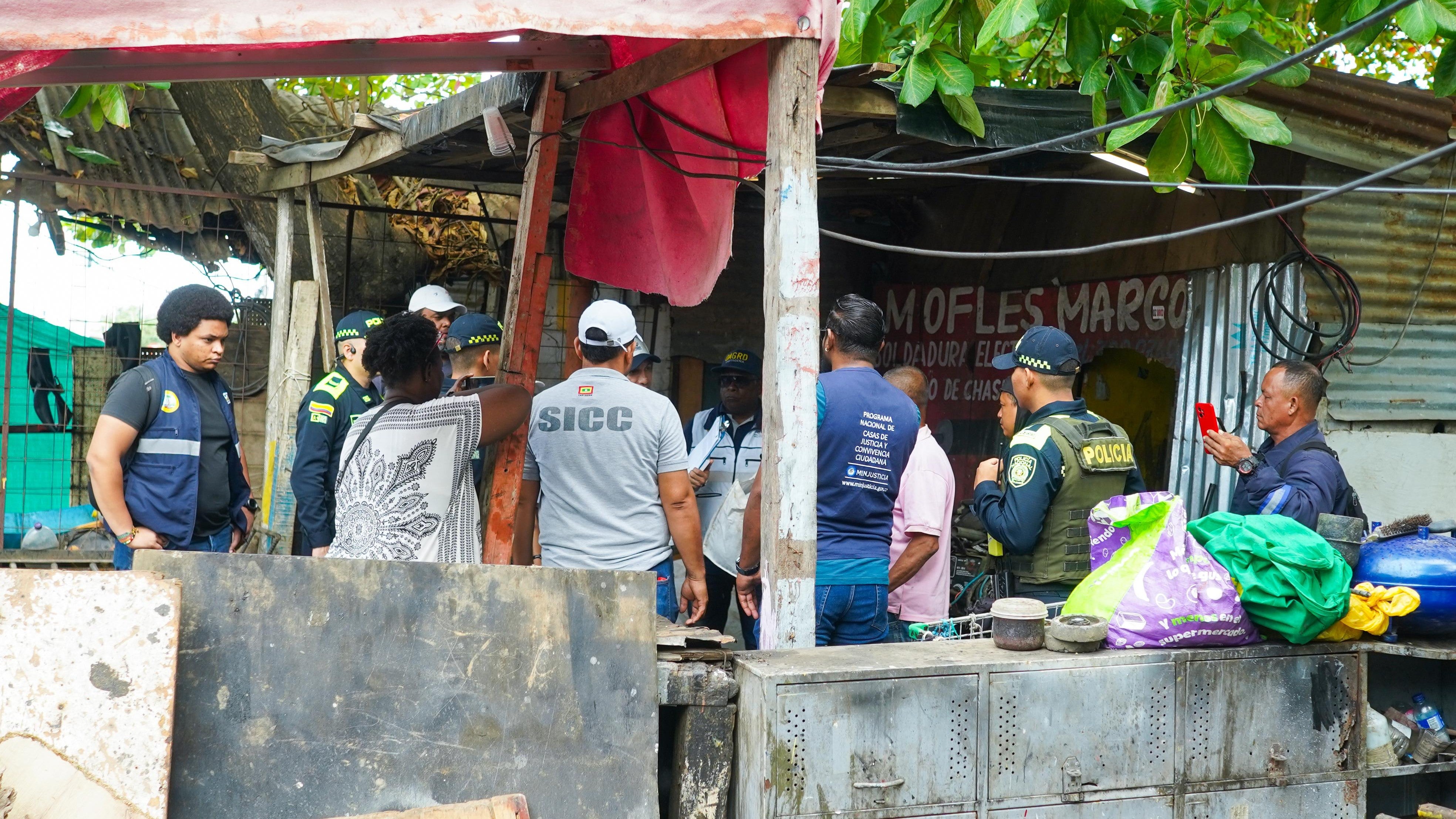 Desalojos en Chambacú, Cartagena Oct 22