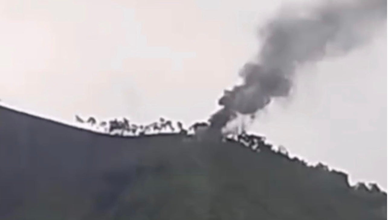 Cuatro de los afectados presentan quemaduras críticas y fueron trasladados al hospital de Ocaña, mientras las autoridades buscan determinar origen y responsables del combustible