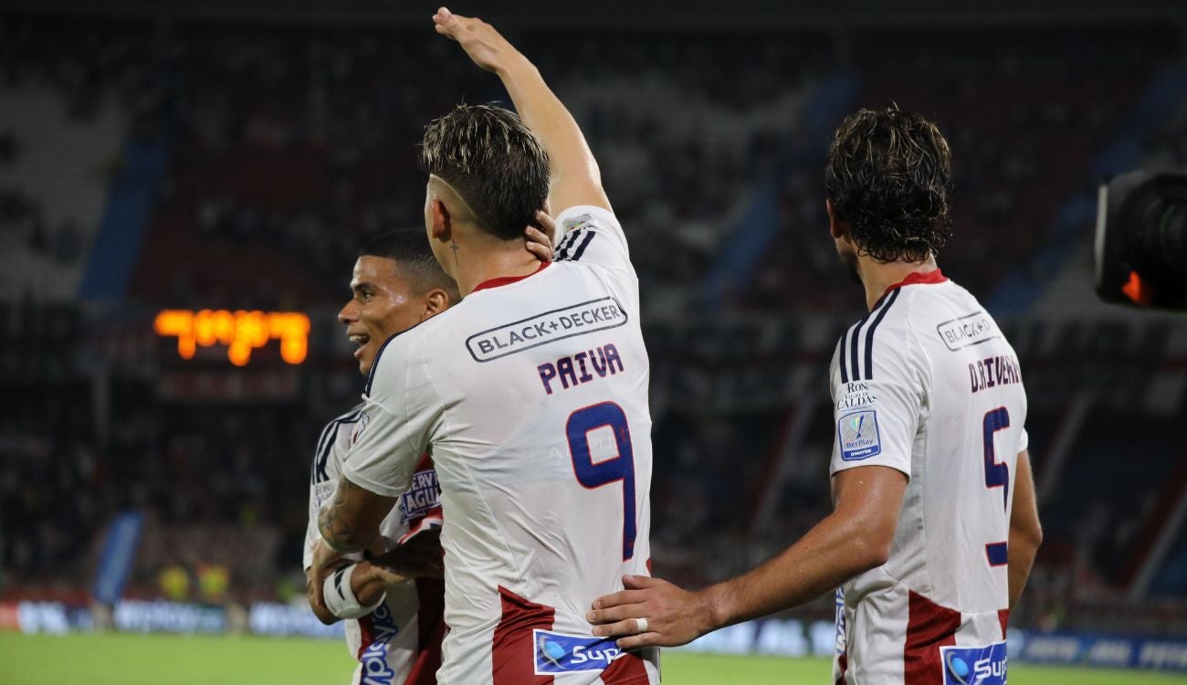 Junior busca refuerzos