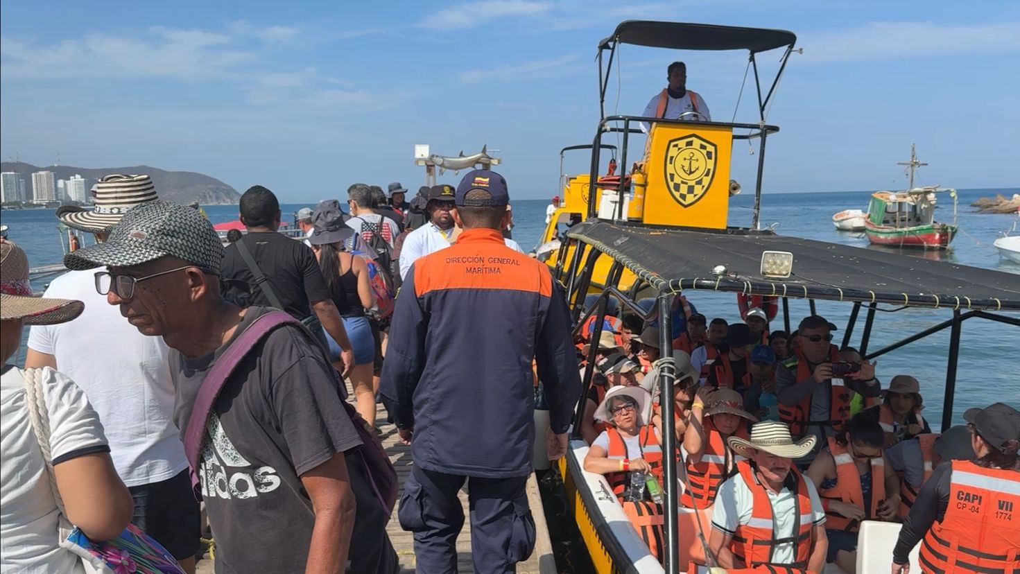 Levantadas las restricciones marítimas en Santa Marta tras mejora de las condiciones del mar Caribe