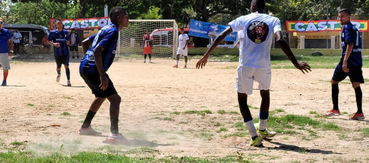 Partido de fútbol Pepes vs Costeños