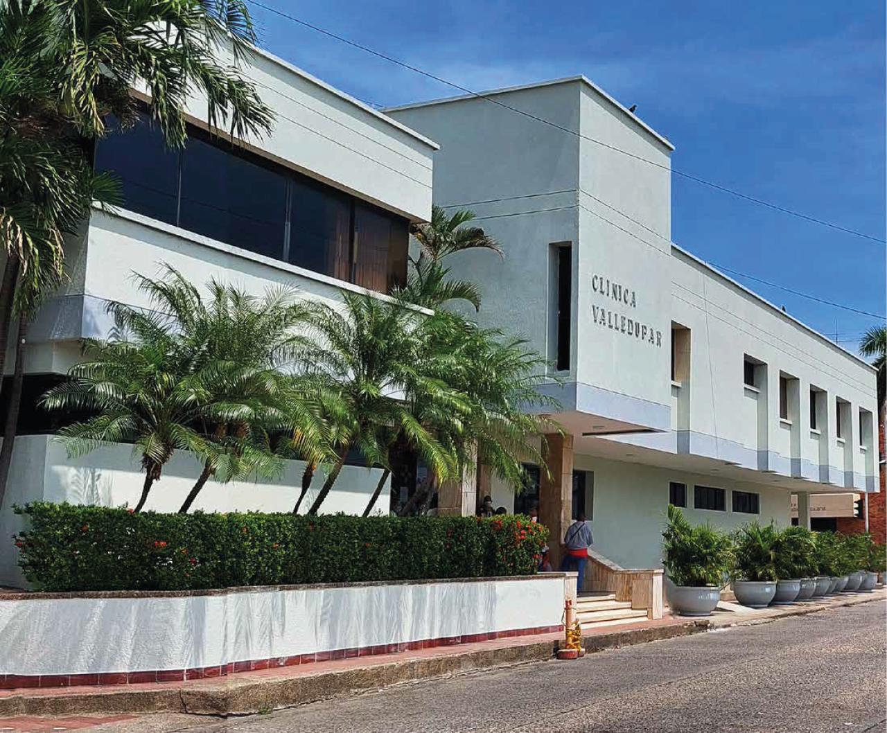 En el Cesar hay incertidumbre entre los usuarios de la Nueva EPS tras la suspensión de varios servicios en la Clínica Valledupar.