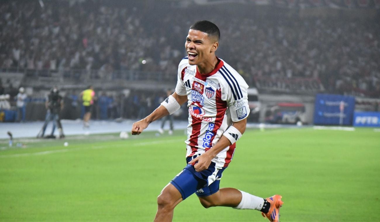 José David Enamorado celebrando un gol