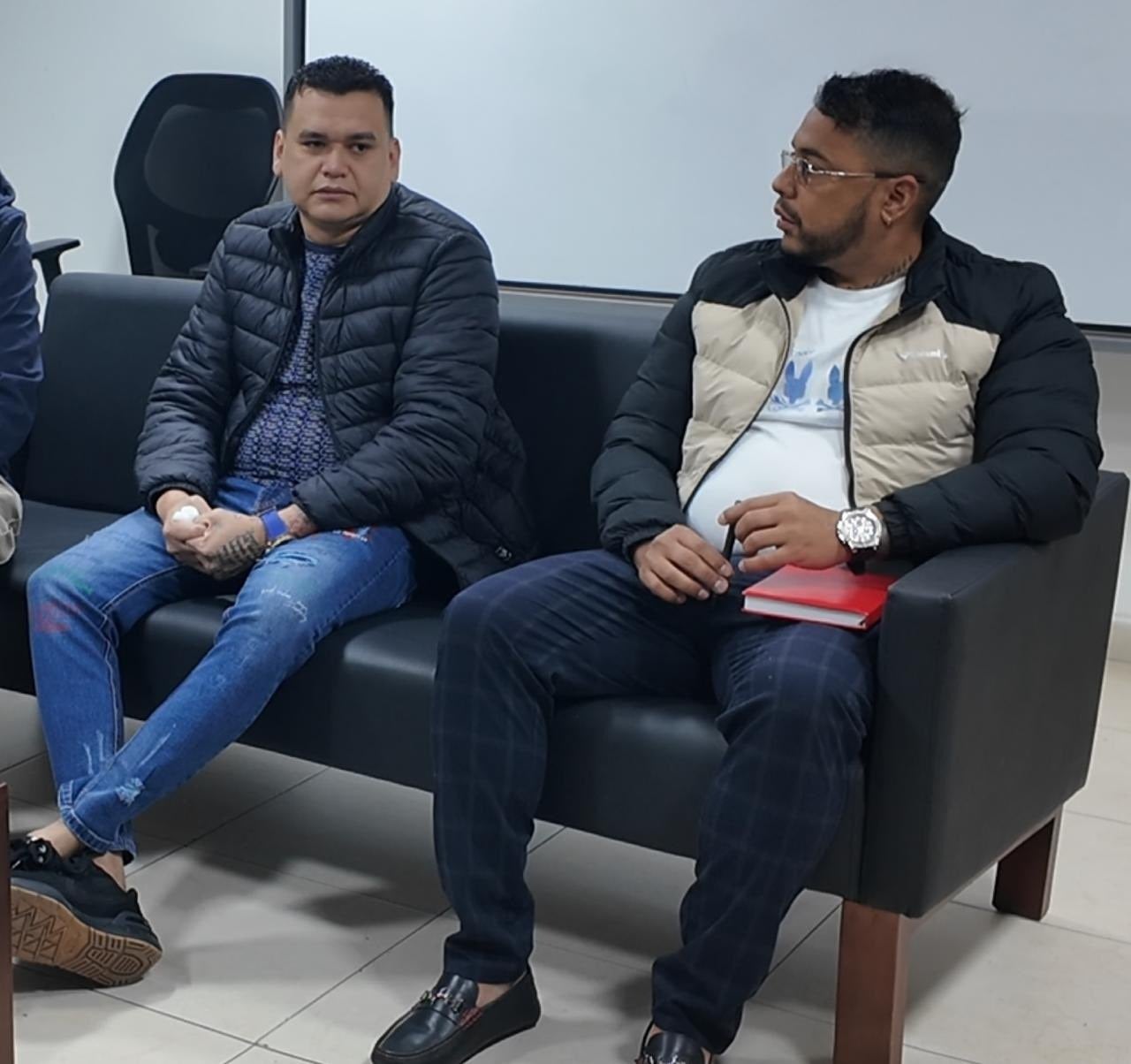 'Los Pepes' y 'Los Costeños'