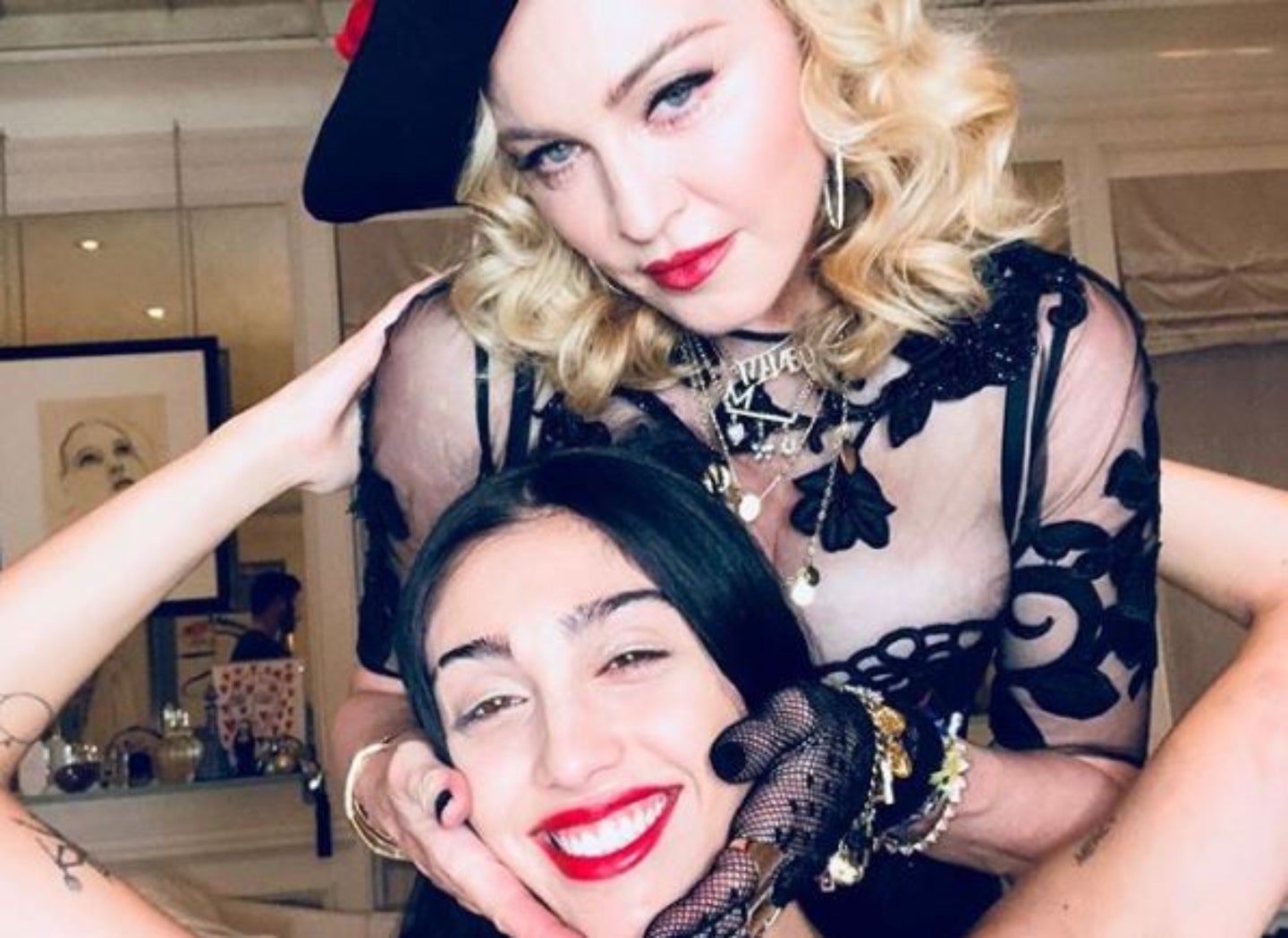 Hija de Madonna causa polémica en la Semana de la Moda de Nueva York
