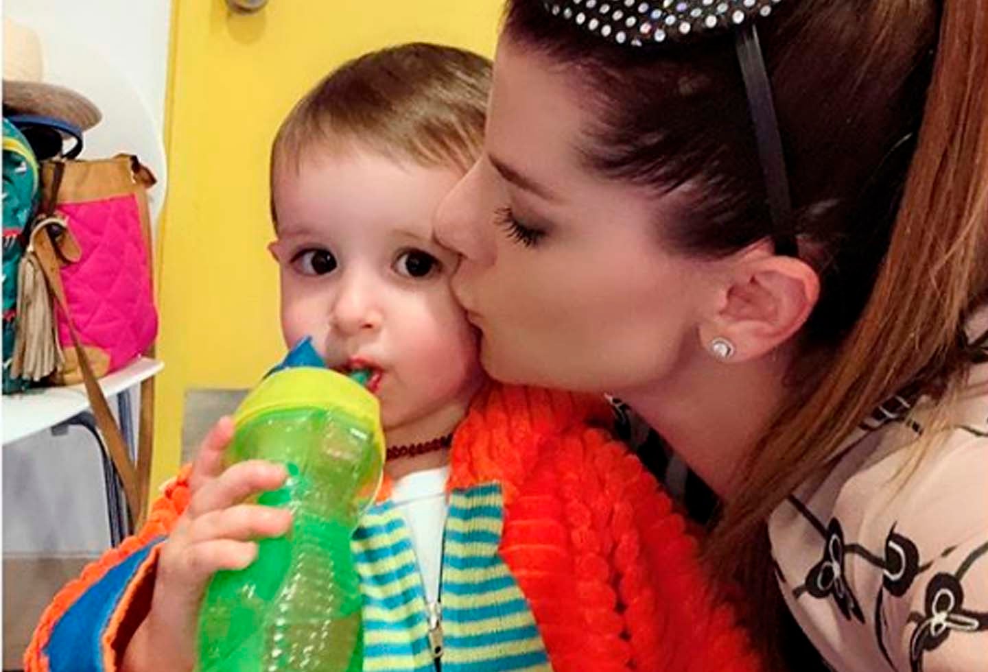 Carolina Cruz es madre de Matías, hijo del actor Linconl Palomeque, con quien lleva casi diez años de noviazgo.