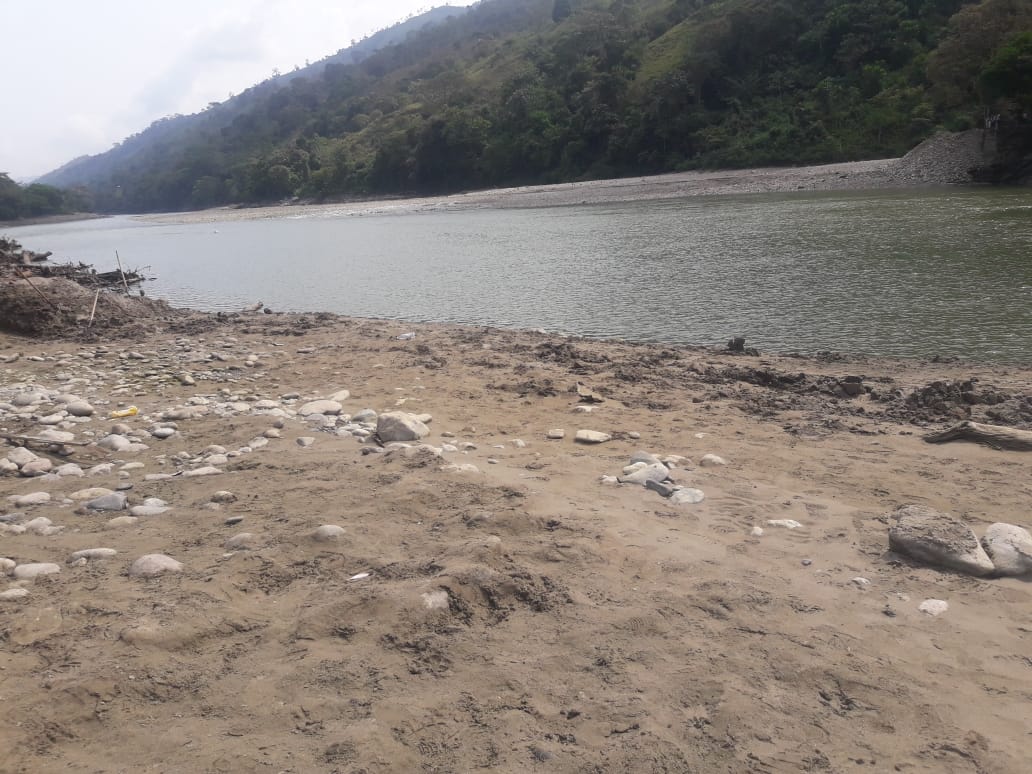 Desapareció minero en río de Caucasia: Familia desesperada por encontrarlo
