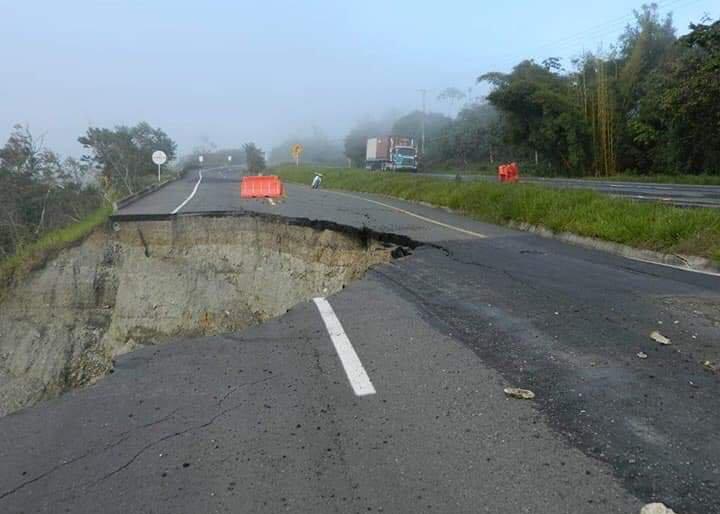 Se presenta una falla geológica