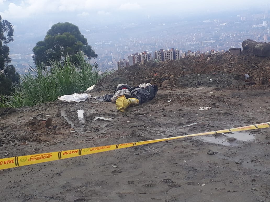 Medellín Hallan cuatro costales con cuerpos humanos en la comuna de Robledo