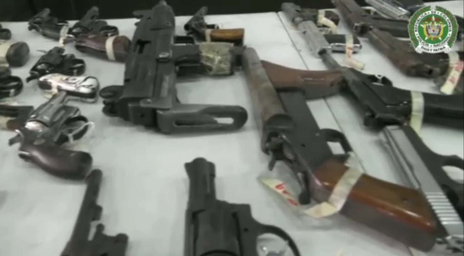 Cae red dedicada al tráfico ilegal de armas traídas desde Venezuela