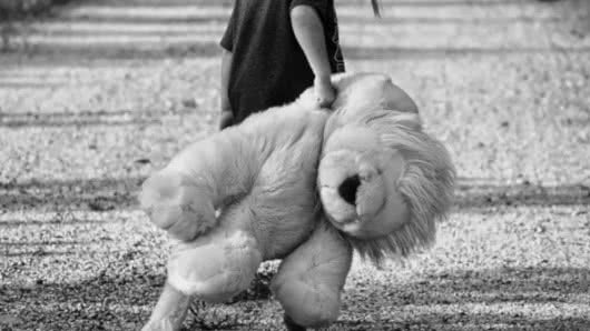 Referencial sobre menor abusado