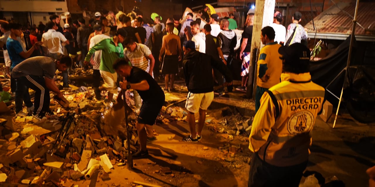 Ya son tres las personas muertas en el colapsó de vivienda en el barrio Santander