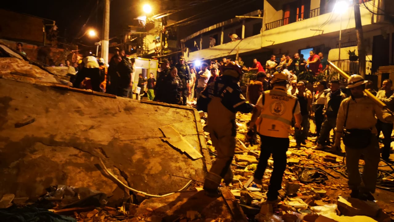 Ya son tres las personas muertas en el colapsó de vivienda en el barrio Santander