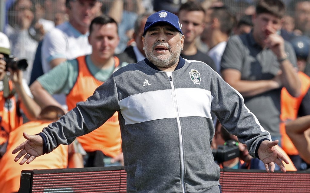 Diego Maradona, Gimnasia y Esgrima
