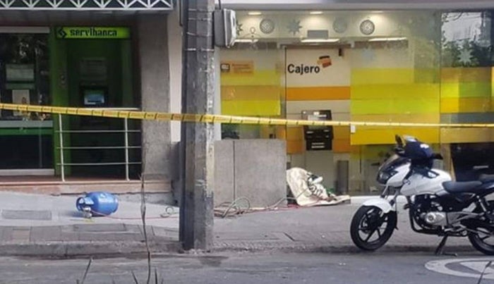 Los autoridades enfrentaron a los delincuentes y evitaron el robo.