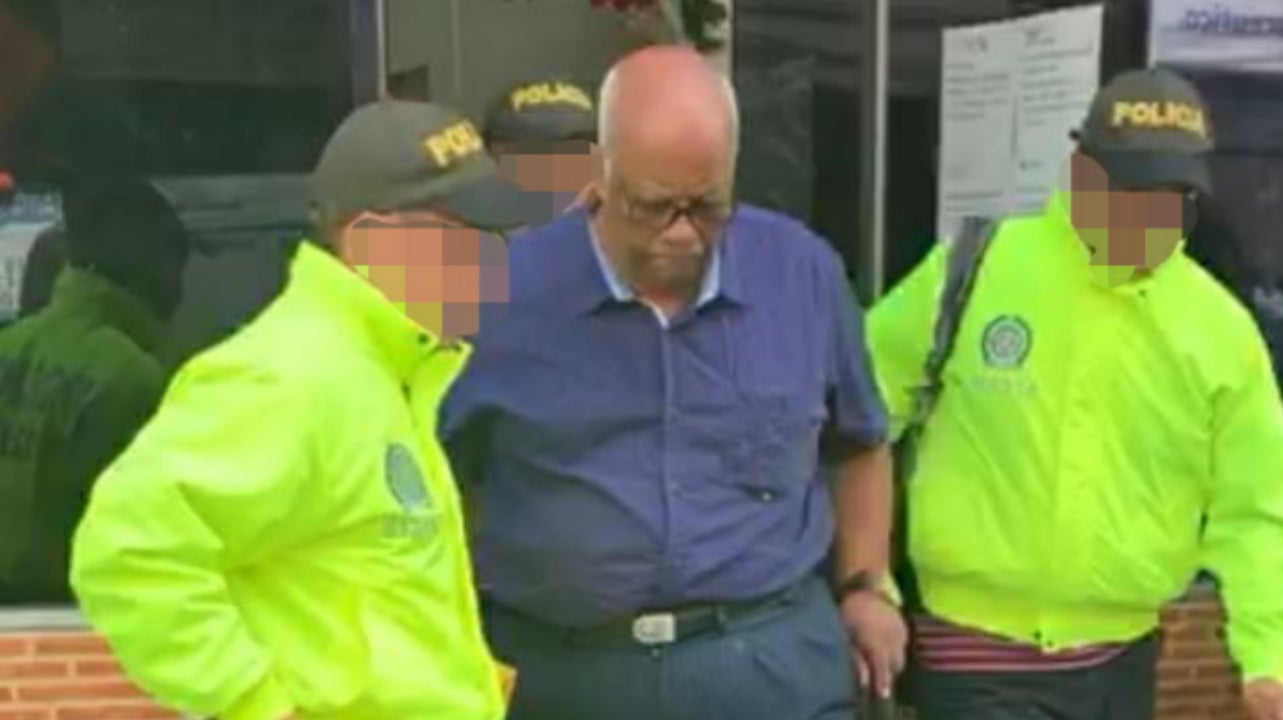 También fue detenida la esposa del funcionario.