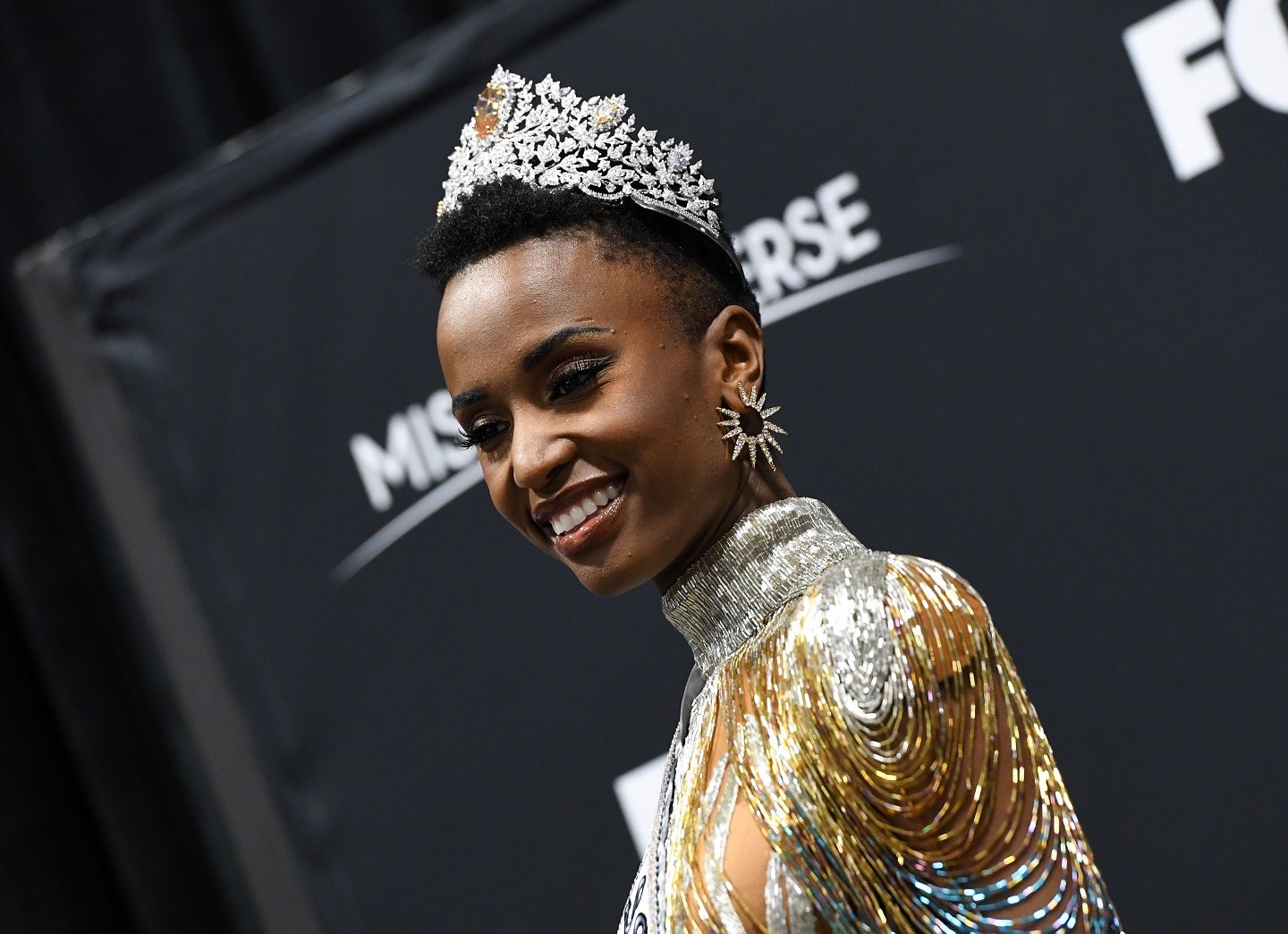 Zozibini Tunzi, Miss Universo