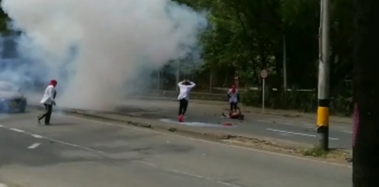 Murió joven que resultó herido al explotarle una papa bomba en las afueras de la UdeA