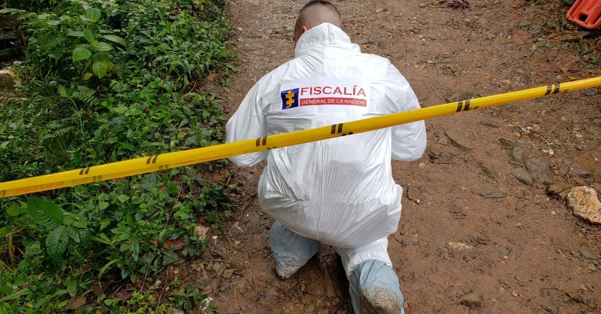 Asesina a venezolano y tapan el cuerpo con ramas para ocultar el crimen en Itagüí