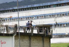 Alcaldía de Medellín contratará 77 profesionales para apoyar la descongestión carcelaria