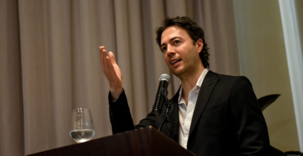 Alcalde de Medellín dice necesitar ingenieros de sistemas de tiempo completo para su ciudad