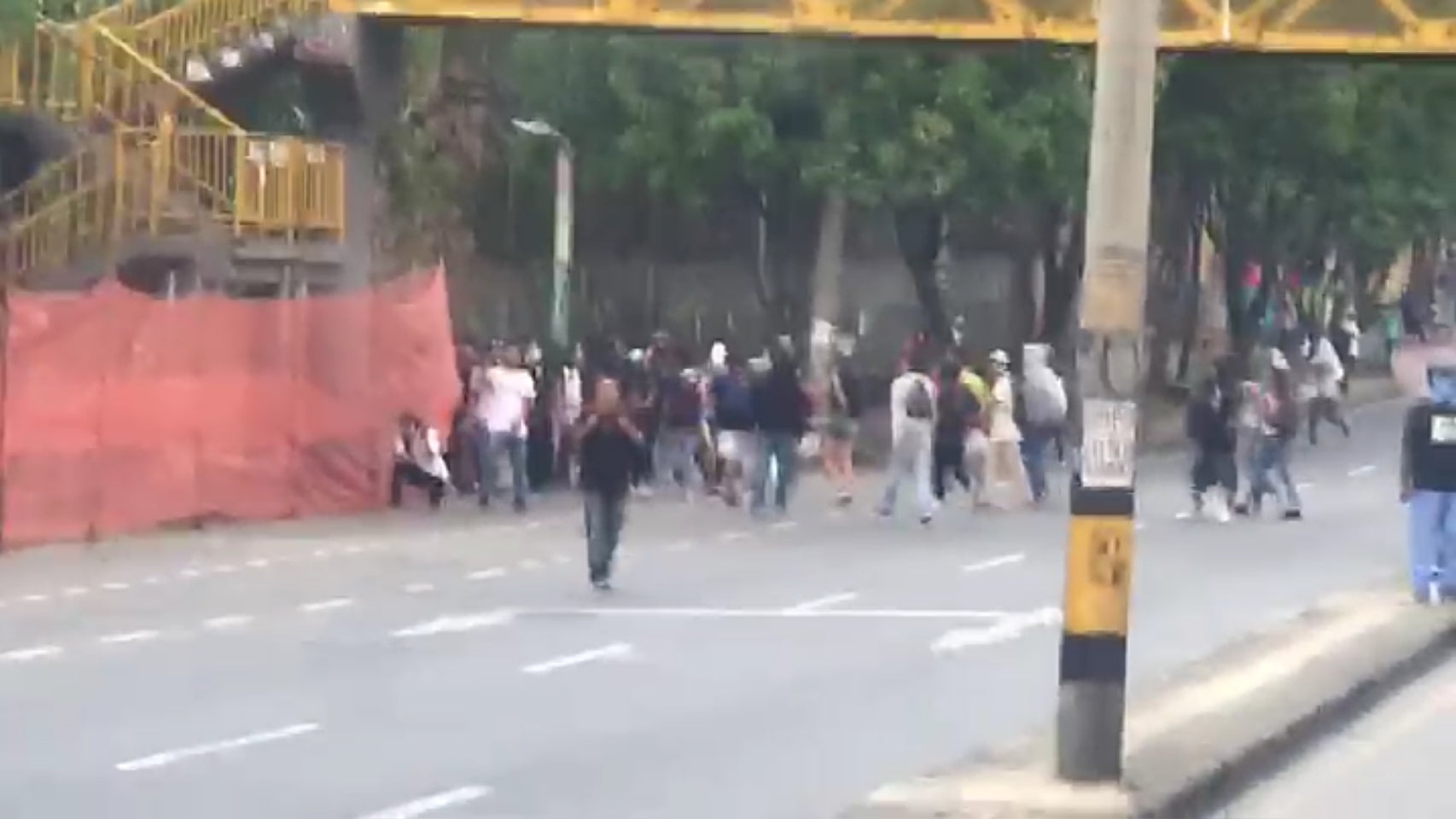 La Alcaldía autorizó la intervención del Esmad para desbloquear las vías.