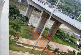 Juez de Medellín condenó a 16 años a ladrón que causó la muerte a motocicleta en el puente de la Madre Laura