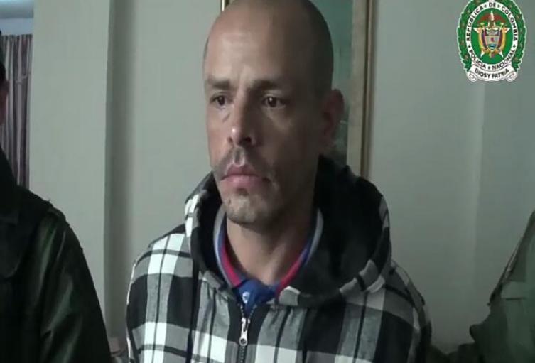 Cabecilla de “Los Pájaros” pagará 30 años de prisión por asesinato de tres miembros de una familia en Medellín