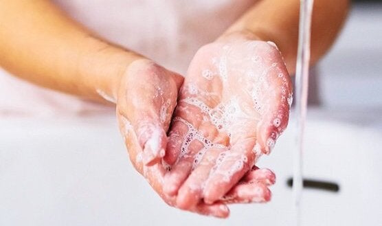 Lavado de manos intensivo.