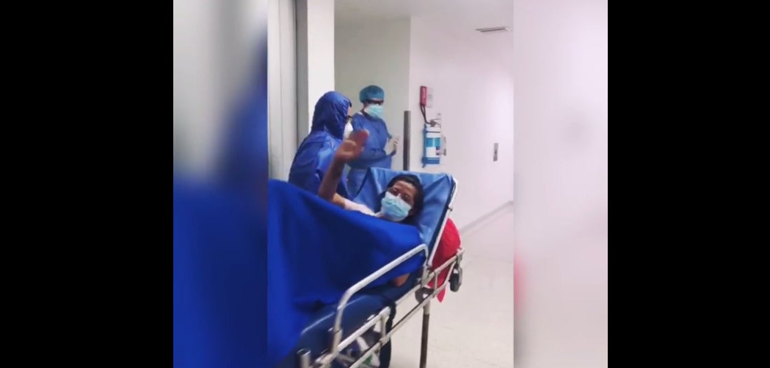 Alba Cecilia Flórez, recuperada en Medellín de COVID-19