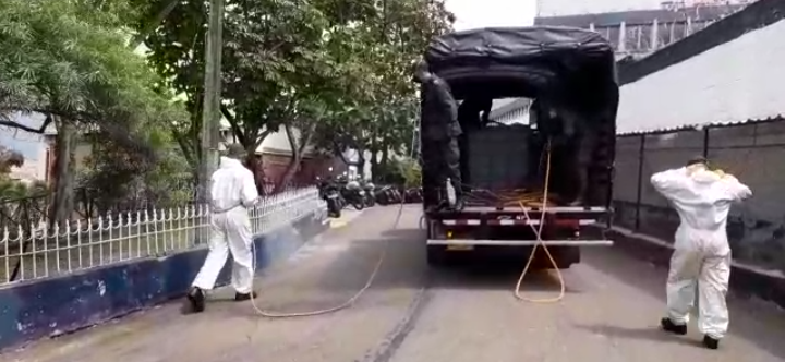 Autoridades desinfectan la cárcel de Bellavista para evitar contagios de COVID 19
