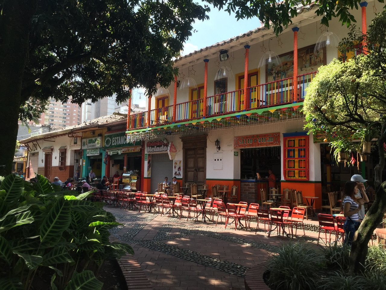 En Sabaneta sigue vigente el toque de queda para mayores de 70 años y menores de 18