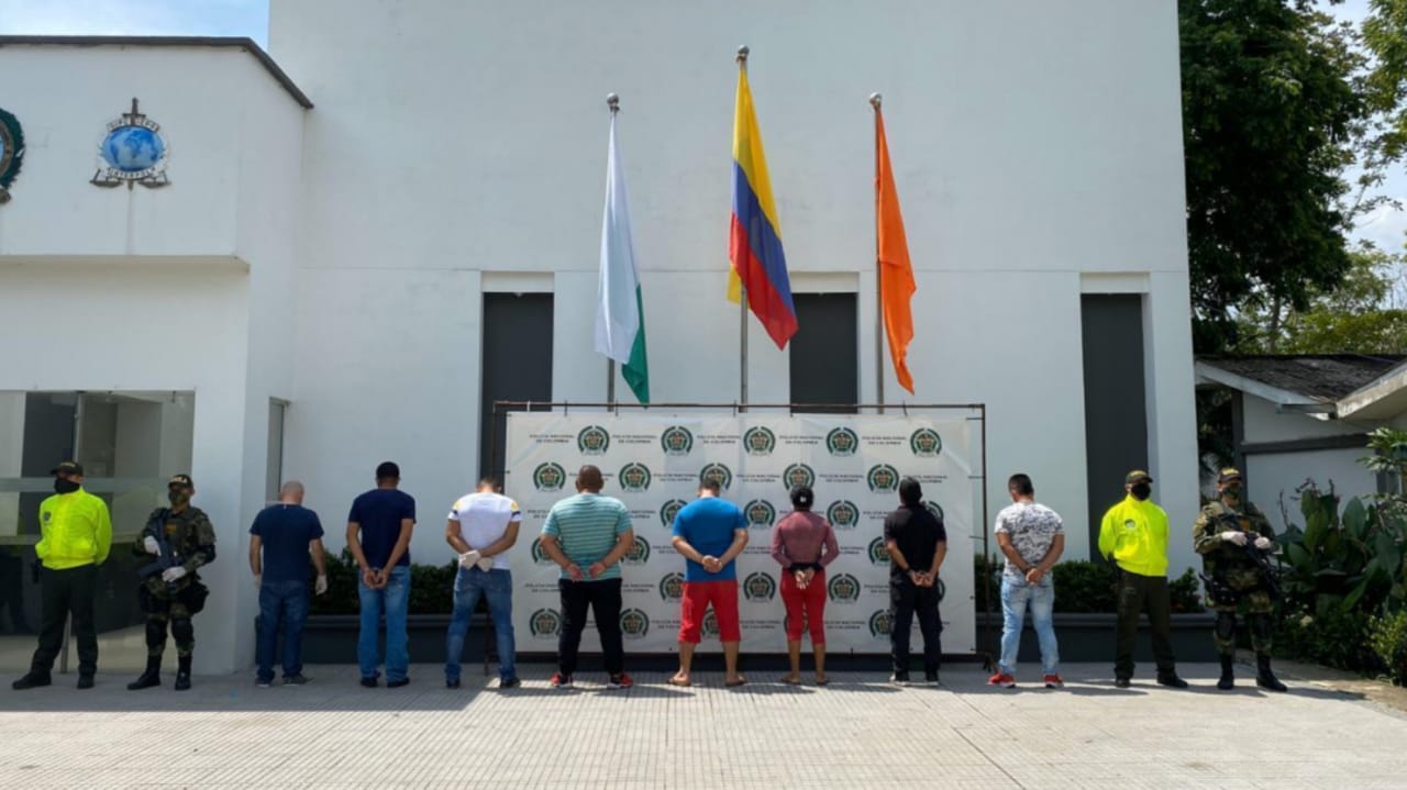 Otros seis presuntos integrantes de la banda criminal serán judicializados por ataques a la Fuerza Pública.