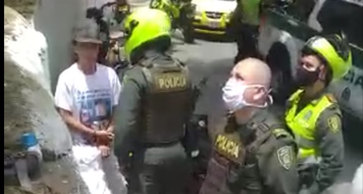 Motociclista que violó la cuarentena provocó una asonada en Medellín