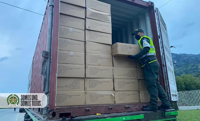 Policía de Medellín incautó millonaria mercancía de contrabando proveniente de la China