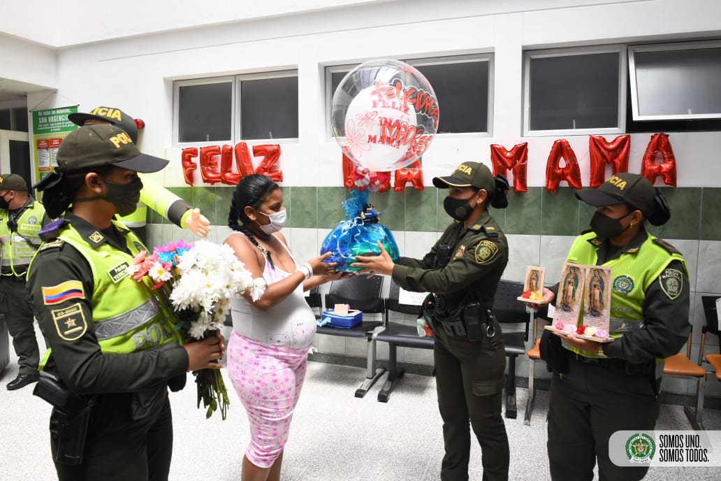 El recital fue llevado a hasta la Unidad Intermedia la Piloto.