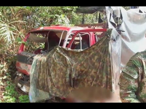 El atentado ocurrió a la altura de Cáceres en el Bajo Cauca antioqueño y la vía permanece cerrada.
