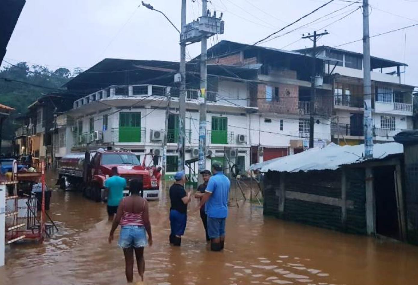 Perdieron sus casas y cultivos, por lo que requieren ayudas humanitarias urgentes.