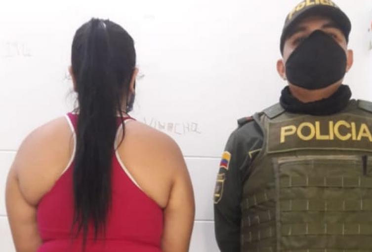 La mujer, al parecer, abrió las puertas a los ladrones y luego denunció que fue amordaza por ellos.