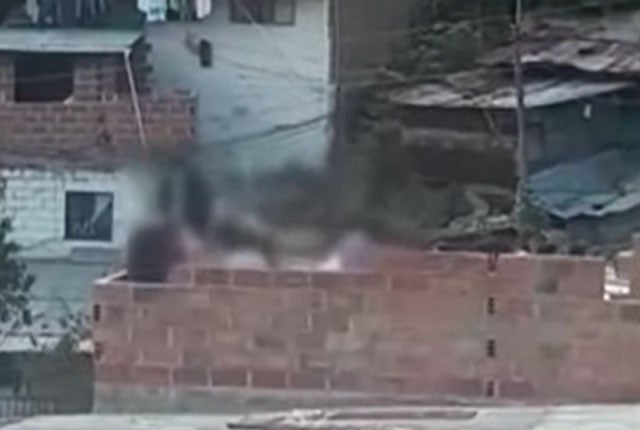 En videos que circulan en redes sociales se observa a los menores bailando en plena cuarentena.