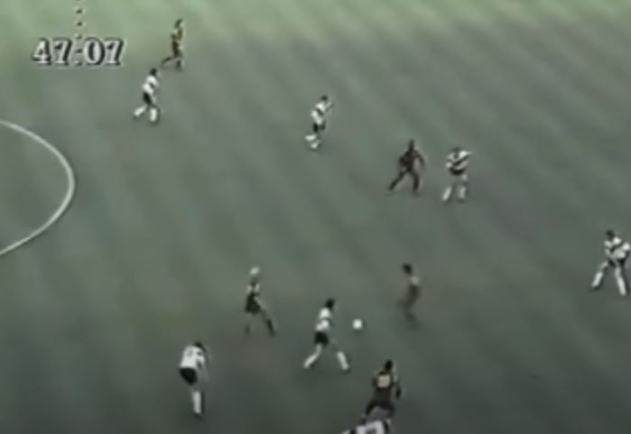 Visión, triangulación y técnica: 'El Pibe' Valderrama