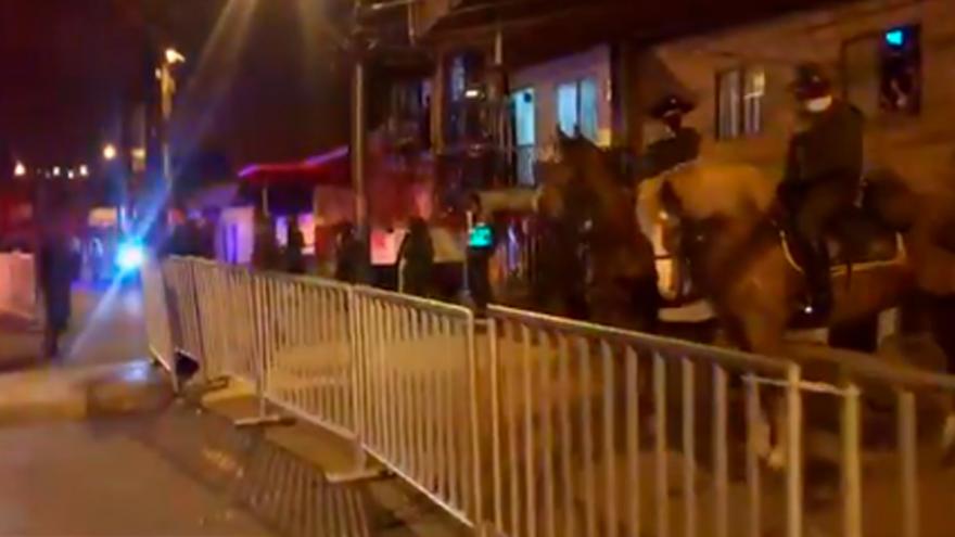 En los quince días que durará la cuarentena rigurosa entregarán mercados y una renta básica.