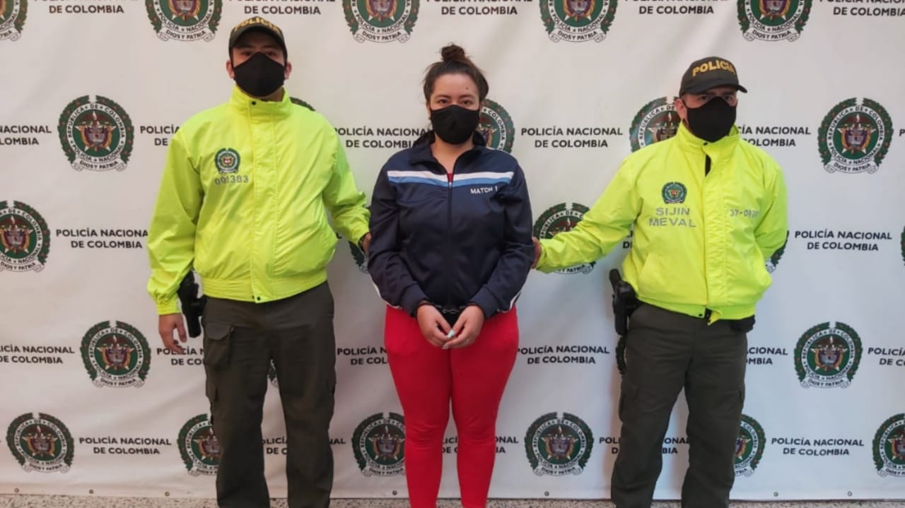 La joven que al parecer, cometió el hurto en complicidad con un hombre, recibió detención domiciliaria.