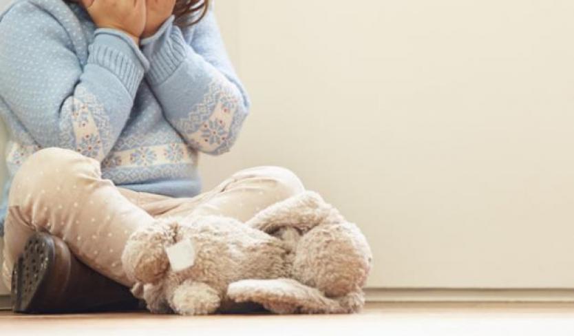 Capturaron a empleada doméstica que habría abusado de una niña de 10 años en Medellín