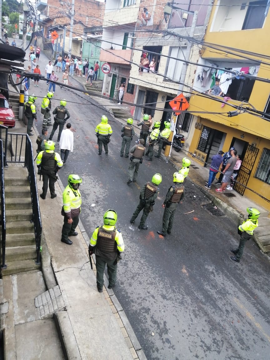 En batalla campal terminó rumba en el barrio Villatina de Medellín